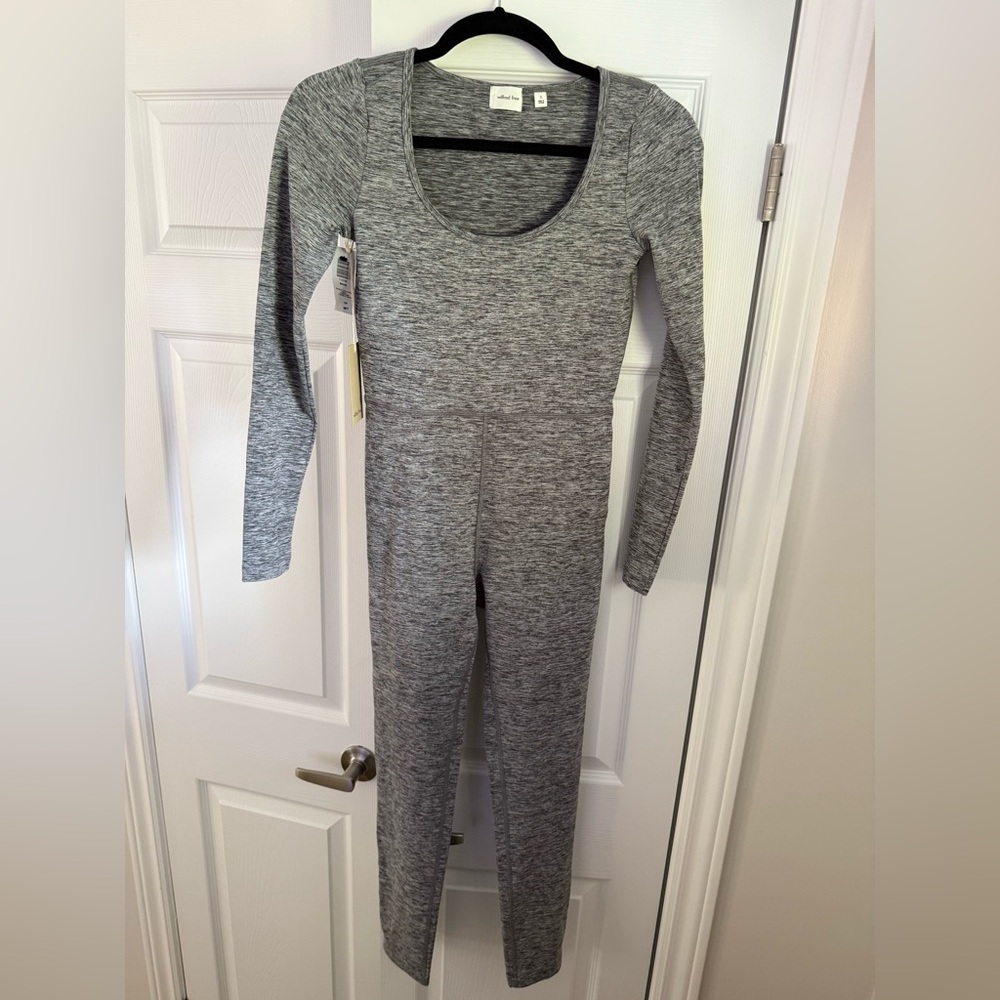 Aritzia jumpsuit - Picture 2 of 4